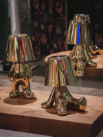 Lampe de chevet tactile dorée en forme de bonhomme - Image 7