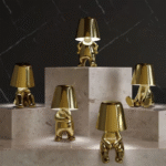 Lampe de chevet tactile dorée en forme de bonhomme - Image 4