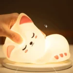 Veilleuse chat endormi – lumière douce pour enfants