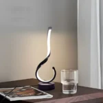 Luminaire LED sculptural de bureau à intensité variable – Image 4