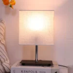 Lampe de table tactile rechargeable à lumière modulable