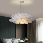 Luminaire suspension sculpturale blanche effet fleur