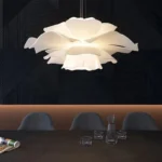 Luminaire suspension sculpturale blanche effet fleur - Image 2