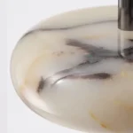 Luminaire suspendu en marbre sculpté – Image 4