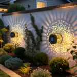 Lanterne solaire murale en fer à effets lumineux – Image 3
