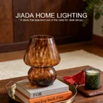 Lampe de table champignon en verre ambré – Image 9