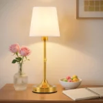 Lampe de chevet dorée classique avec port USB intégré – Image 11